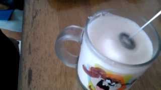 Aerolatte Review Frothing Cold Milk In Under 1 Minute [upl. by Vivyanne]